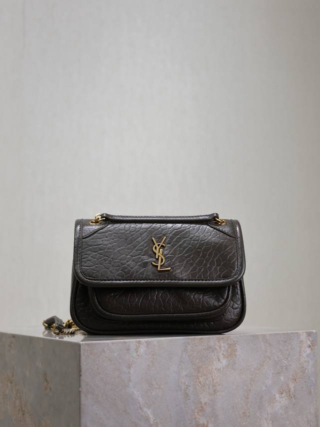Green Elephant Pattern With Gold Buckle 18Cm The New Member Of The Niki Family,