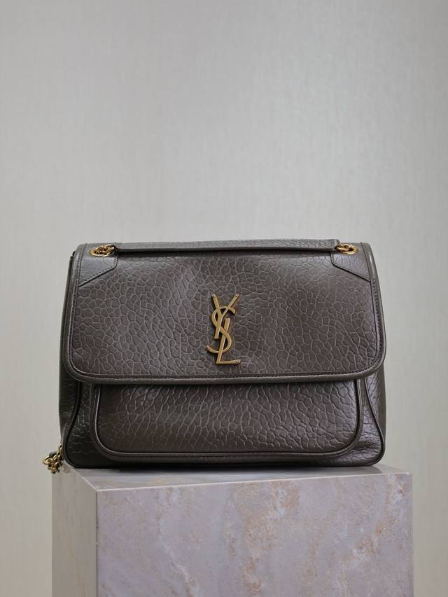 Green Elephant Pattern With Gold Buckle Niki_32Cm It's So Cool. The Bag Looks Go