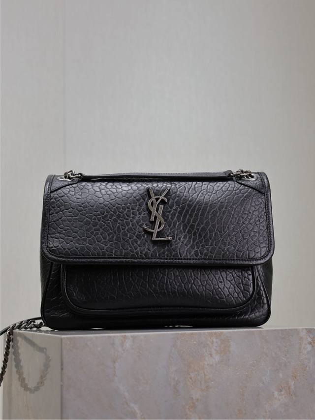 Black Elephant Pattern Silver Buckle 28Cm Niki Is So Cool. The Bag Is Beautiful