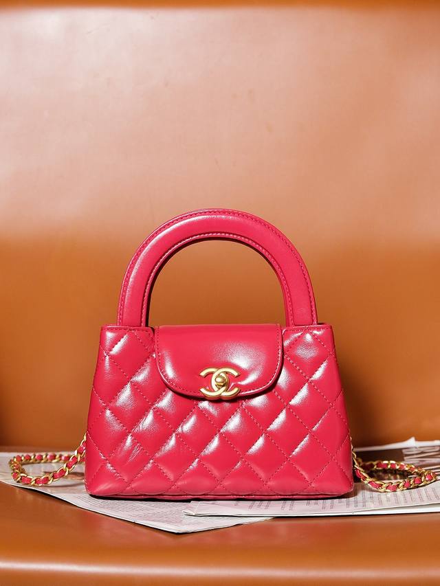 24A Kelly Rose Red Size 13X19X7 Cm There Is A Color Difference When Taking Ph