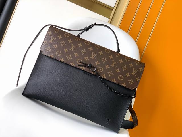Top Original M30591 Black Autumn And Winter Robusto Briefcase In Virgil Abloh's
