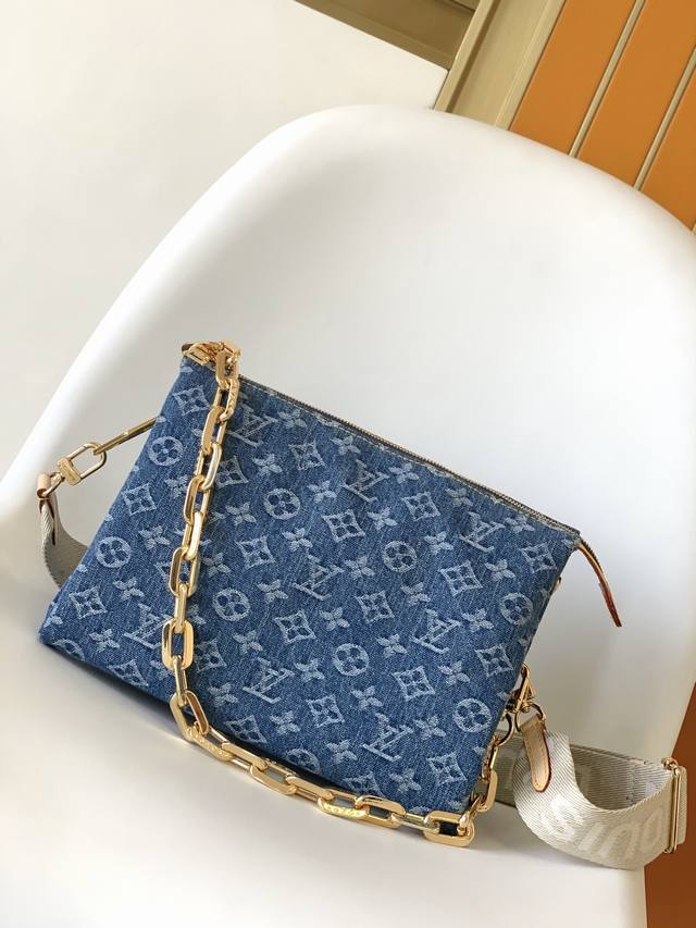 Price Adjustment Top Original M24564 This Coussin Small Handbag Is Made Of New S