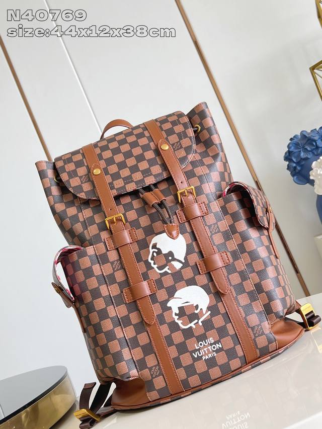 Factory Price P Top Original N40769 This Christopher Medium Backpack Has Ample I