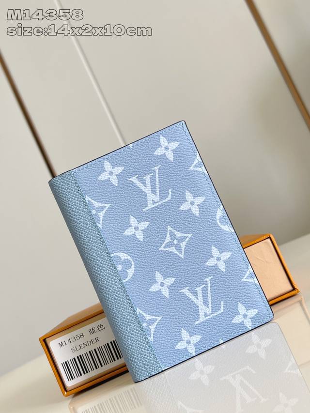 Factory Price P Top Original M14358 Blue Passport Holder Made Of Bright Monogram
