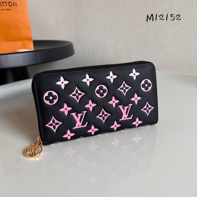 Factory Price P Chip Version Top Original M12152 Silk Screen Full Leather Silk S