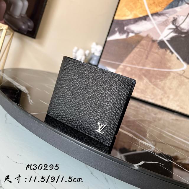 Factory Price P M30295 Cross Grain Multiple Wallet Made Of Classic Embossed Taga