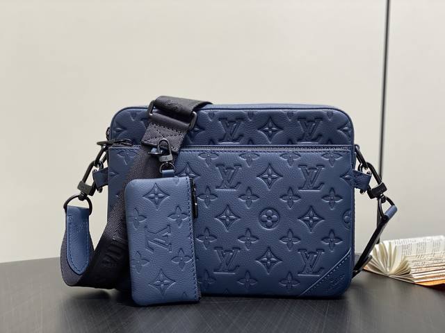 Factory Price P Top Original M14785 Dark Blue Full Leather Embossed Men's Bag Th