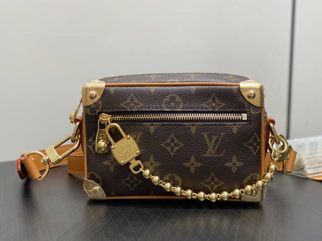 Factory Price P Top Original M14729 Monogram Chain Box Bag Men's Bag Mini Soft T