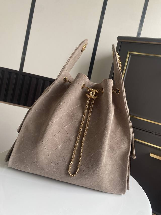 In Stock, Large Size 25C Early Spring Series Bags The Value Of The Bags Has Reac