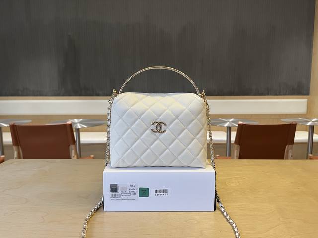 a96143 Chanel 25Ss New Series Woc Sweet Little Perfume Bag With A Girly Feel.