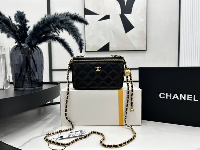 a68103 Metal Ball Series Box Bag Black Shape Is About The Size Of A Palm. Alt