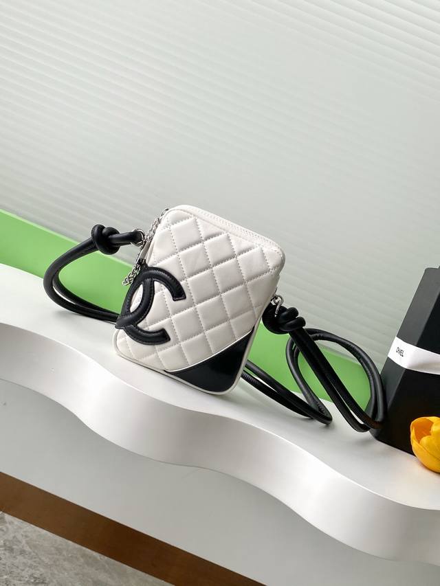 Kangpeng White With Black Panda Mini Camera Bag Out Of Print Rare Little Cutie Y