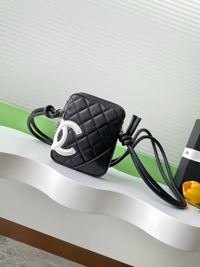 Kangpeng Black And White Panda Mini Camera Bag Out Of Print Rare Little Cutie Yo