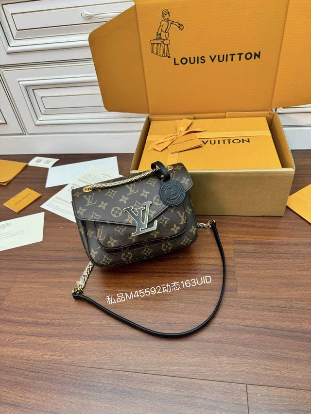 Exclusive 163 First Model M45592 Private Product 163 Dynamic Uid Imported Diamon