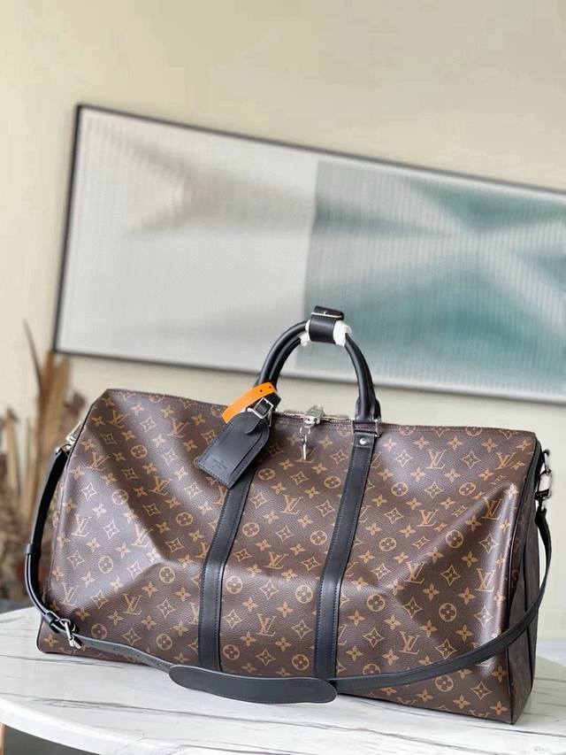 55 Size: Top-Grade Original M56714 Black Leather With Old-Fashioned Pattern S