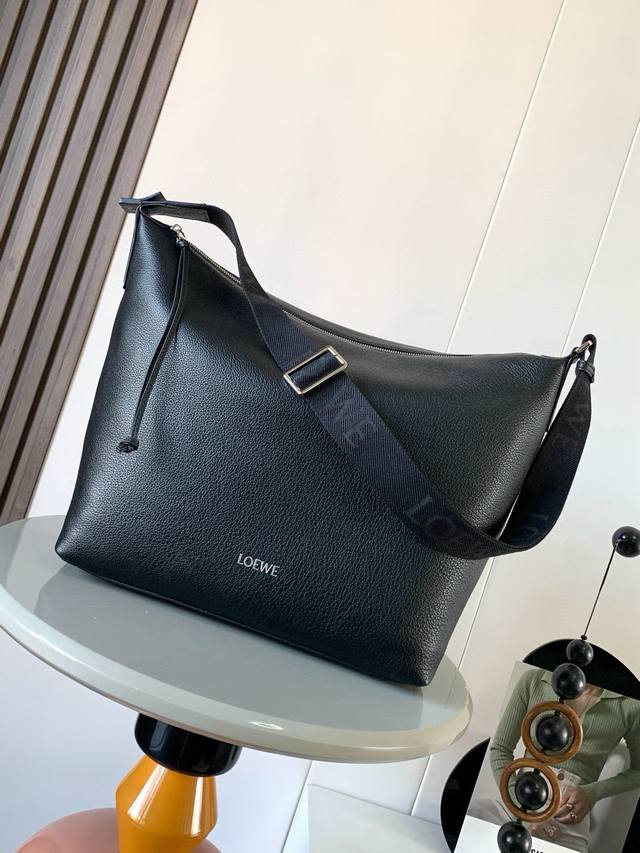 New Cubi Crossbody Bag In Soft Grained Cow Leather The Cubi Crossbody Bag Is A S