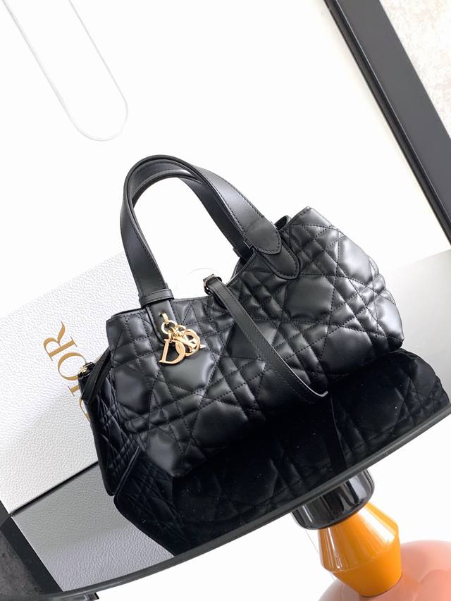 small Sizethe Highest Version On The Marketthis Dior Toujours Bag Made Its De
