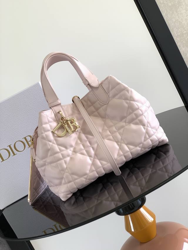 the Highest Version On The Marketthis Dior Toujours Handbag Made A Splendid A