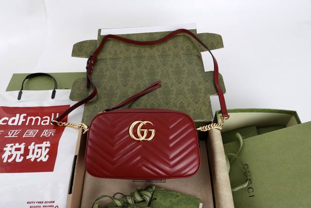 Sheepskin Lining Introductiongg Marmonf Quilted Mini Handbag Series Adopts Soft