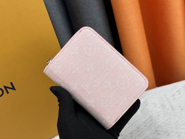 m83689 83160 This Cl A Wallet Is Made Of Monogram Empreinte Soft Grained Cowh