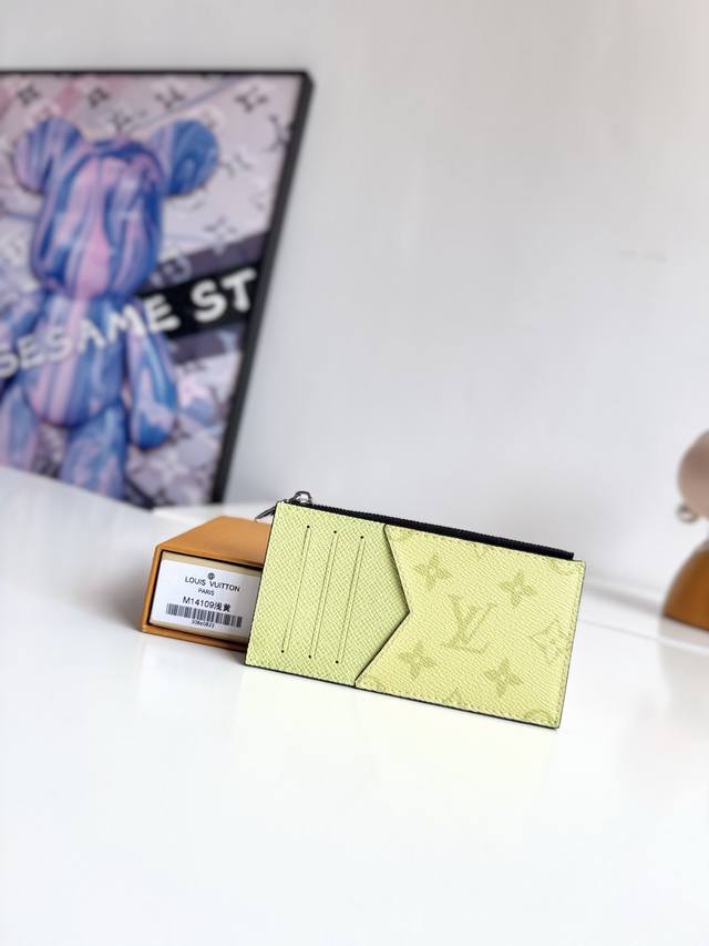 Overseas Original M14109 Light Yellow Exclusive Real Shot This Coin Card Holder