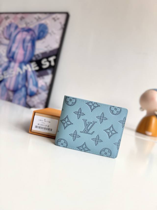 Overseas Original M14802 Ice Blue Exclusive Real Shot This Louis Vuitton Multipl