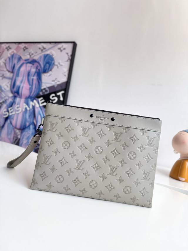 Overseas Original M14914 Ice Gray Exclusive Real Shot This Pochette To-Go Clutch