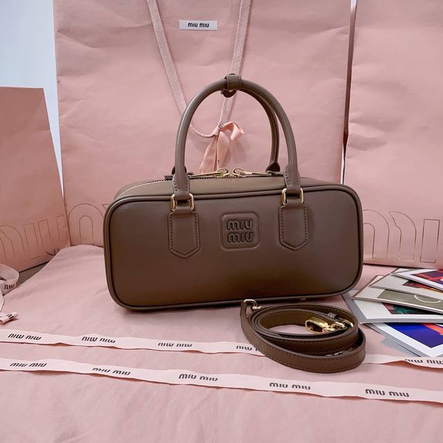 Genuine New Version 5Bb148 Miu's New Bowling Bag Official Website Promotes This