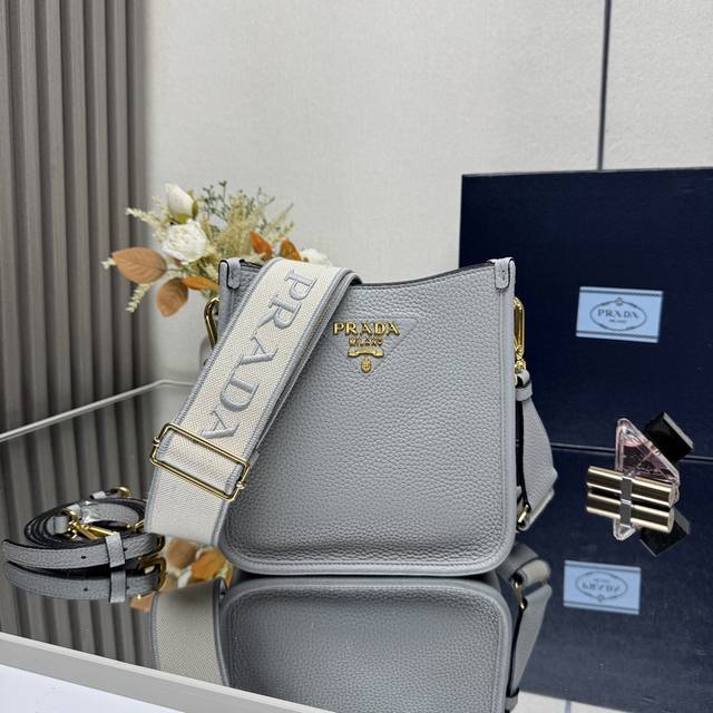 Genuine Top Original Counter New Shoulder Bag 1Bh191 Has Arrived With Two Should