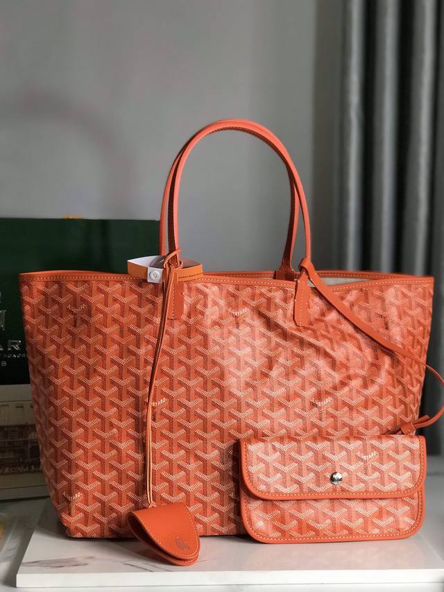 Genuine Medium Size Goyard Has Continuously Improved Its Fabrics And Leather Thr