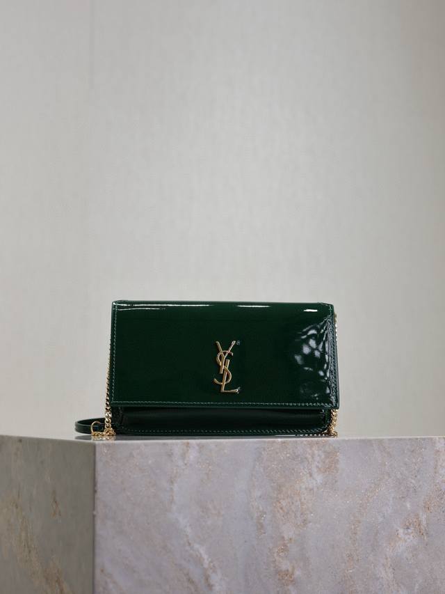 Green Patent Leather Monogram Phone Holder Mini Bag_ For The Current Super Popul