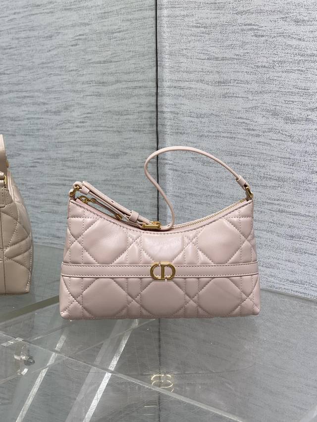 Pink Dior Autumn And Winter Series Miss Dior Mini Shoulder Dumpling Bag Is Made