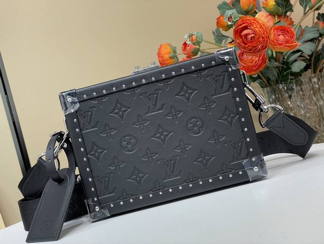 Top Original Replica Exclusive Real Shot Clutch Box Hard Box Handbag M12876 Blac