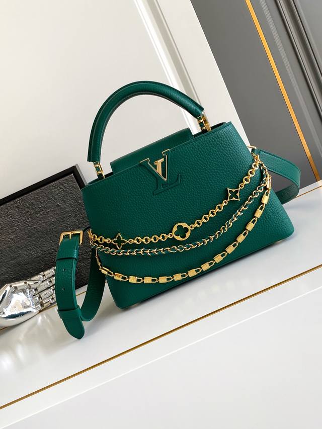 Dynamic Chip Special Purchase M12345 Green Detailed Features: 27 X 18 X 9 Cm Len