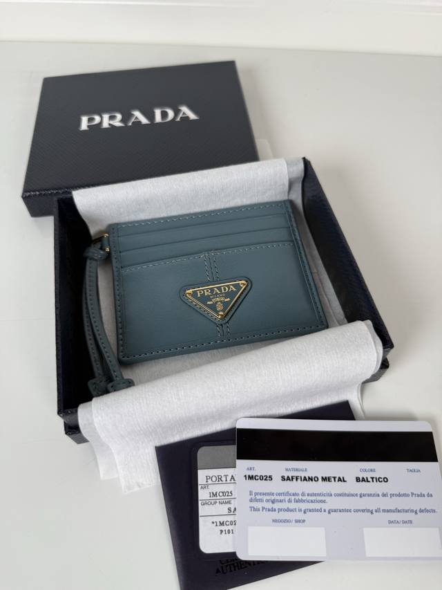 p Unisex Small Card Holder Blue Oil Wax Leather Triangle Label Model 1Mc025 O