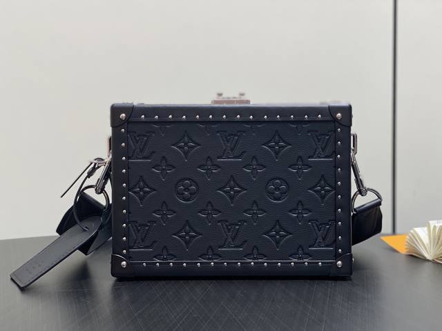 Factory Price P Top Original M12876 Black Full Leather Box Bag Clutch Box Handba