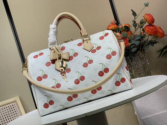 exclusive Real Shot Of The Top Original Replica Speedy Soft 30 Handbag M14238