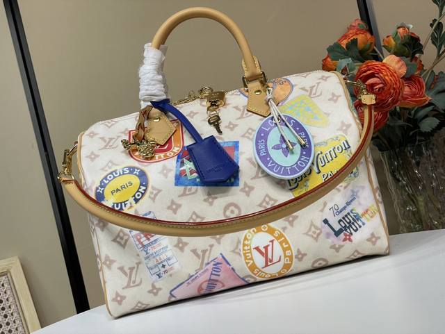 exclusive Real Shot Of The Original Speedy Soft 30 Handbag M14587 With White