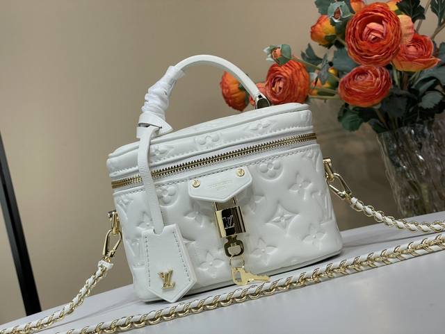 Top Original Replica Exclusive Real Shot Vanity Small Cosmetic Handbag M25123 Bl