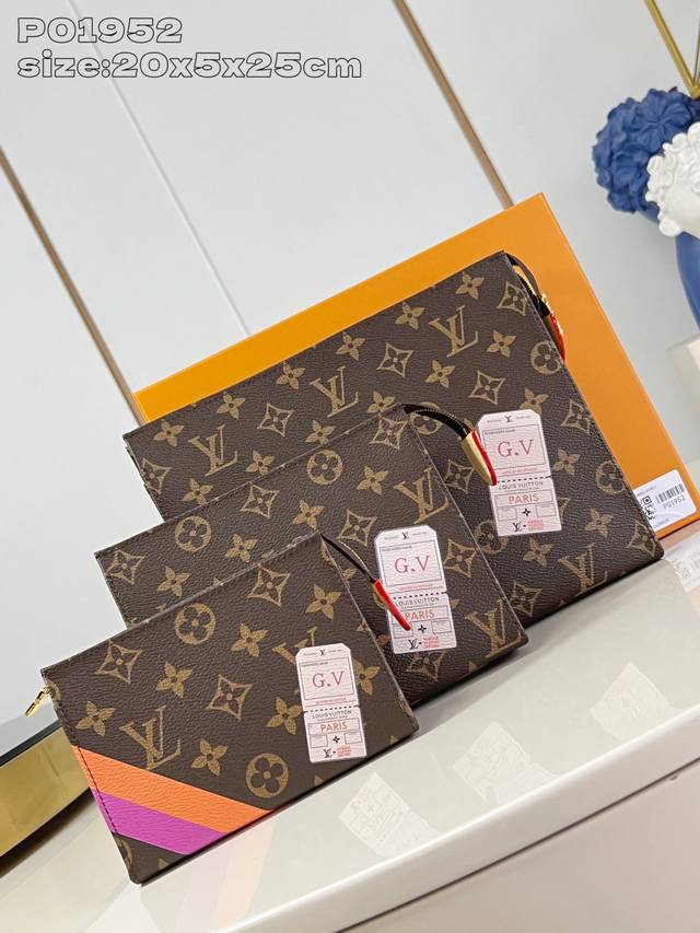 Factory Price P Top Original P2930 Monogram This Trio Toiletry Bag Is From The M