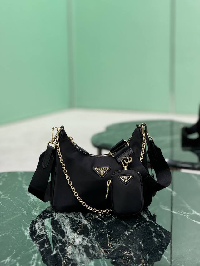 hobo 3-In-1 Gold Hardware Hobo 3-In-1 Has Become The Mainstream Fashion Trend