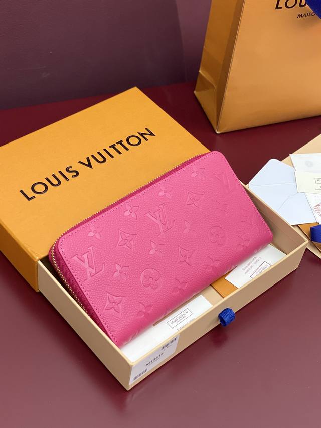 Factory Price P M13618 Rose Red Chip Edition Zippy Wallet Louis Vuitton's Classi