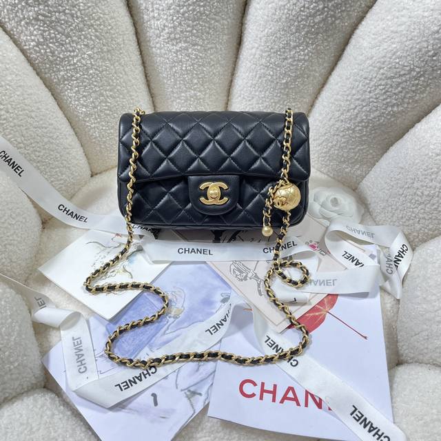 Color, Chanel New Model: As1787 Flap Bag . I Really Like This Bag After I Put It