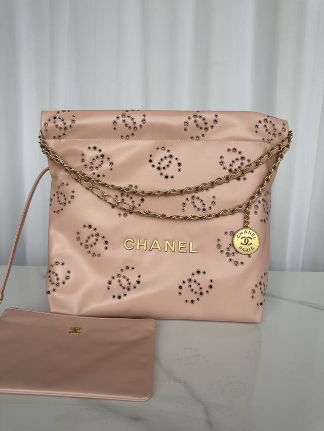 Brand: Chanel Model: As3260 Introduction: Original Quality Classic Work The Fore