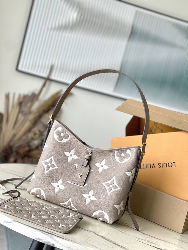 Top Layer Leather Top Grade Original M47180 This Small Carryall Handbag Is Made