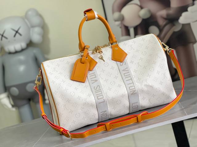 Variable Chip This M14838 White Keepall Bandouliere 45 Travel Bag Is Made Of Mon