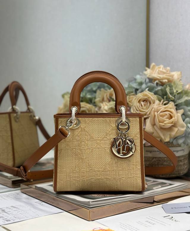 Top-Grade Original Four-Grid Princess Dior Weave This Lady Dior Handbag Embodies