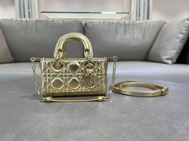 Top-Grade Original Lady D-Joy 16.5Cm Antique Gold The New Lady D-Joy Handbag Int
