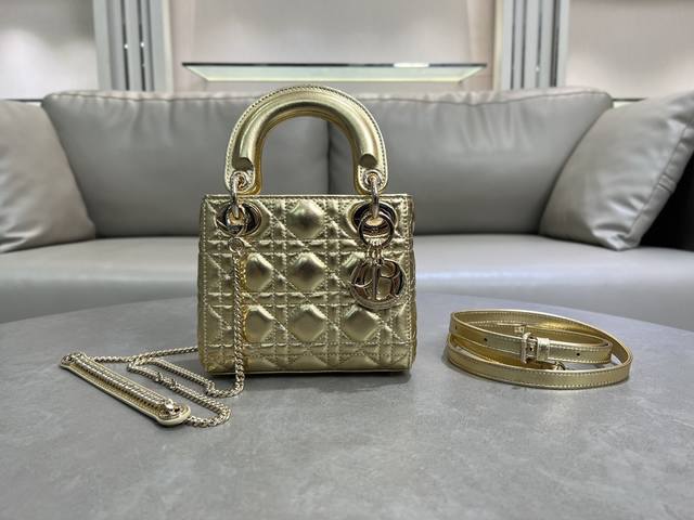 Top Grade Original Sheepskin Antique Gold Lady Diana Bag, A Must-Have Three-Comp