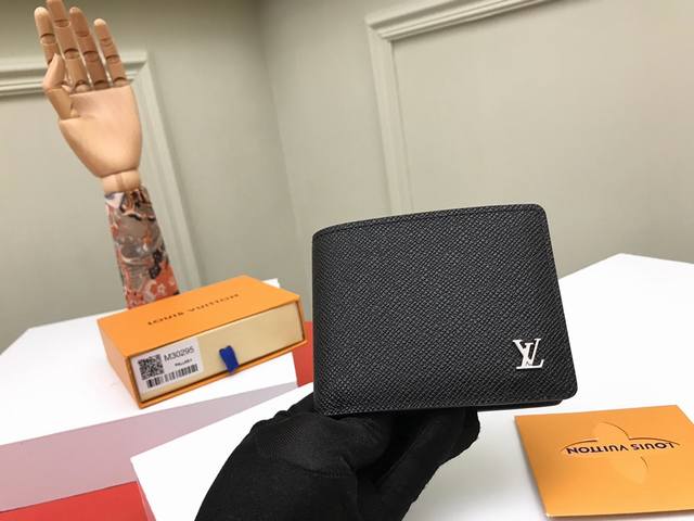 Genuine Top Original M30295 Black Multiple Wallet Made From Louis Vuitton's Clas